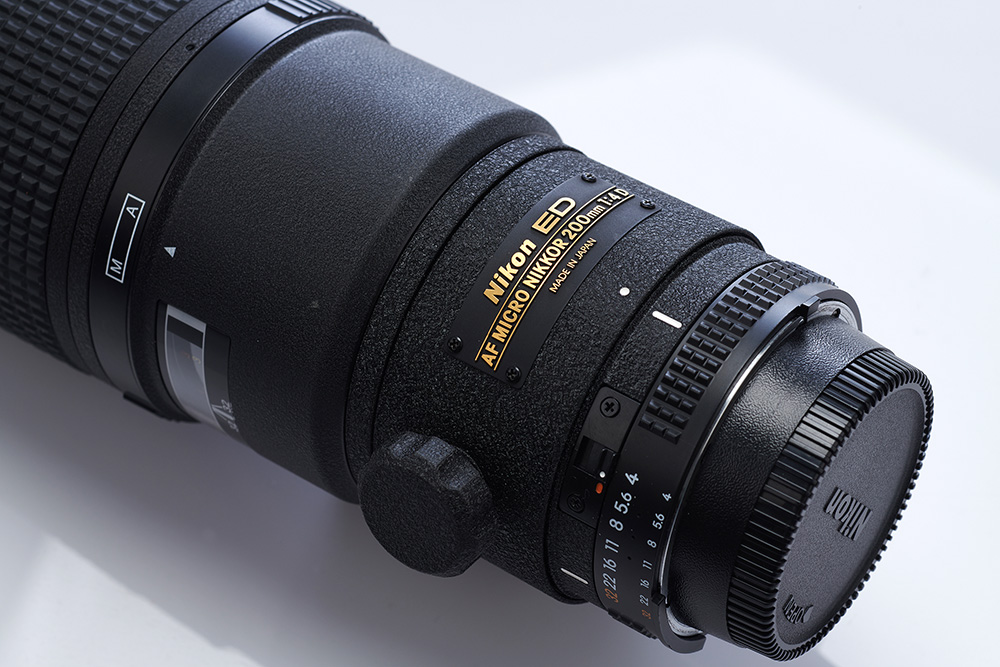 Nikon AF Micro-NIKKOR 200mm f/4D IF-ED