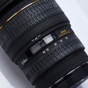 เลนส์ Sigma 20-40mm f/2.8 EX DG Aspherical เลนส์ Sigma 20-40mm f/2.8 EX DG Aspherical